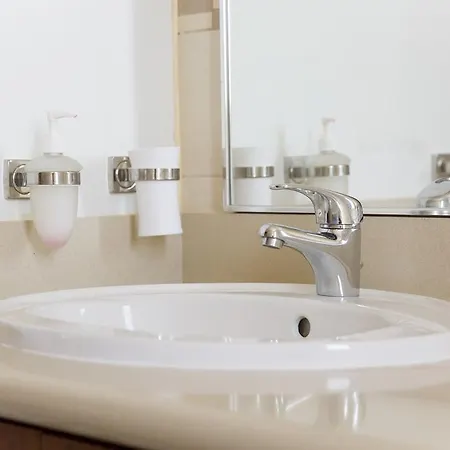 Acropolis Sea View *