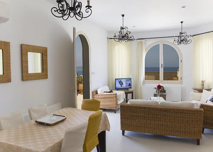 Acropolis Sea View * Polis